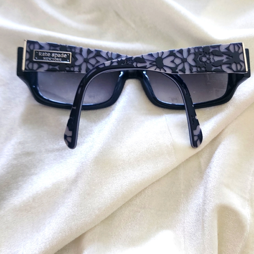 Kate Spade Vintage Black Fredas Sunglasses - Picture 3 of 5